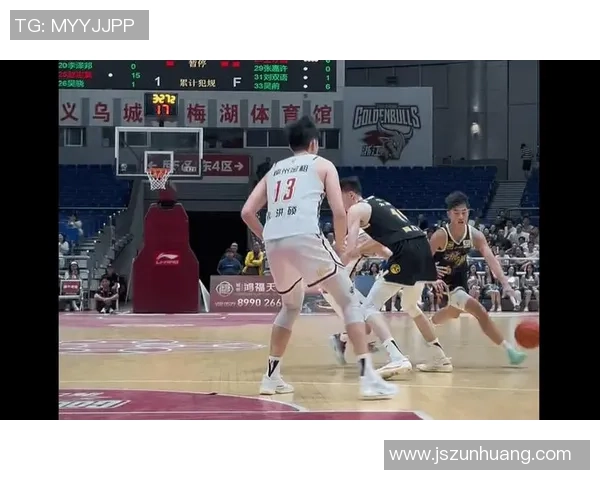 2016年CBA季后赛北京队与广厦队激战正酣精彩瞬间回顾与分析