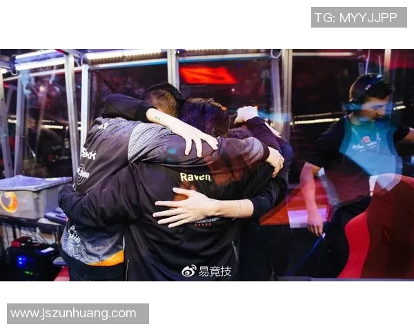 FPX逆袭之路：DOTA2赛场上的不屈精神与辉煌成就