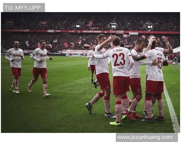 斯特罗与莫尔德的激烈对决揭示足球战术的精彩与魅力